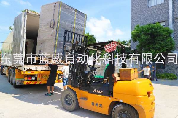 洗模噴漆一體機(jī)雙柜齊發(fā)！